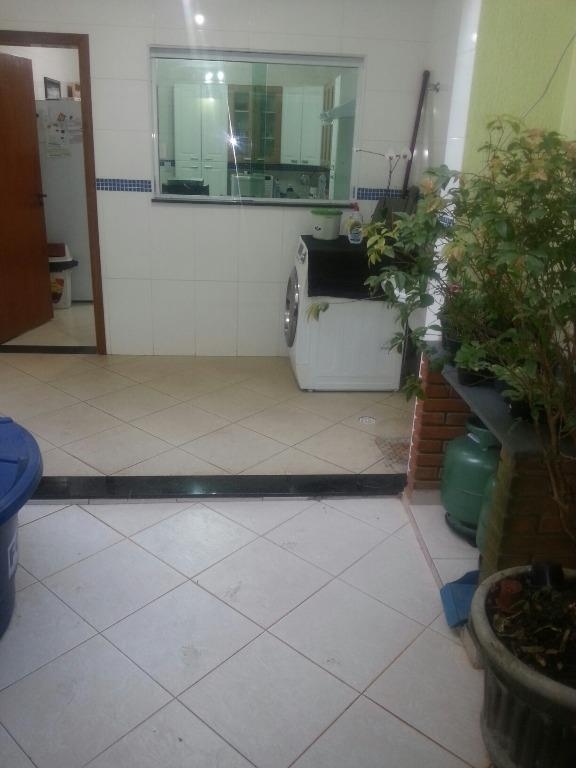 Sobrado à venda com 2 quartos, 140m² - Foto 3