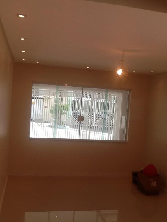 Sobrado à venda com 3 quartos, 170m² - Foto 1