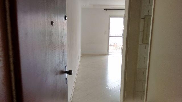 Apartamento à venda com 2 quartos, 62m² - Foto 13