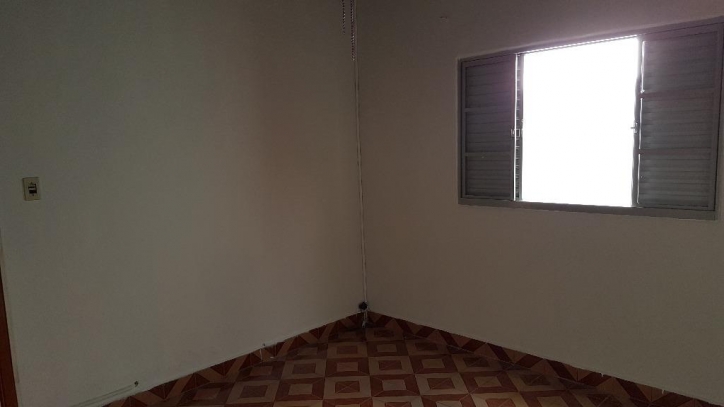 Casa à venda com 3 quartos, 80m² - Foto 3