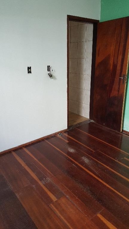 Casa à venda com 3 quartos, 80m² - Foto 16