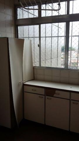 Apartamento para alugar com 3 quartos, 90m² - Foto 3