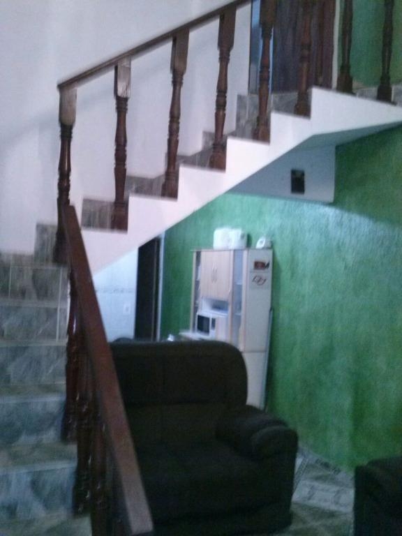 Sobrado à venda com 2 quartos, 150m² - Foto 4