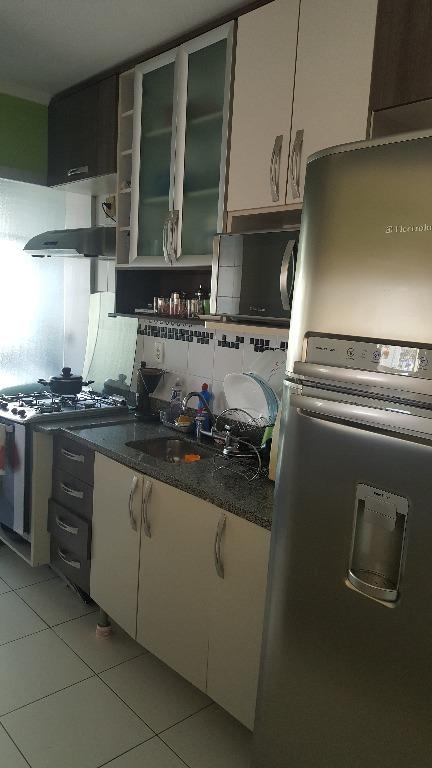 Apartamento à venda com 3 quartos, 70m² - Foto 9