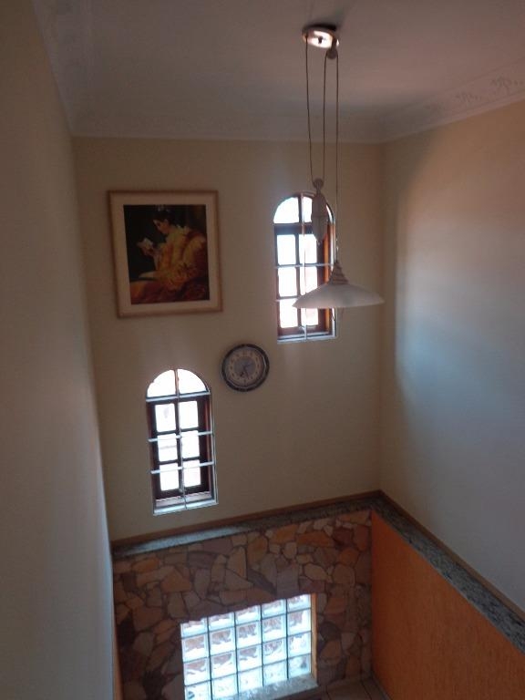 Sobrado à venda com 3 quartos, 160m² - Foto 1