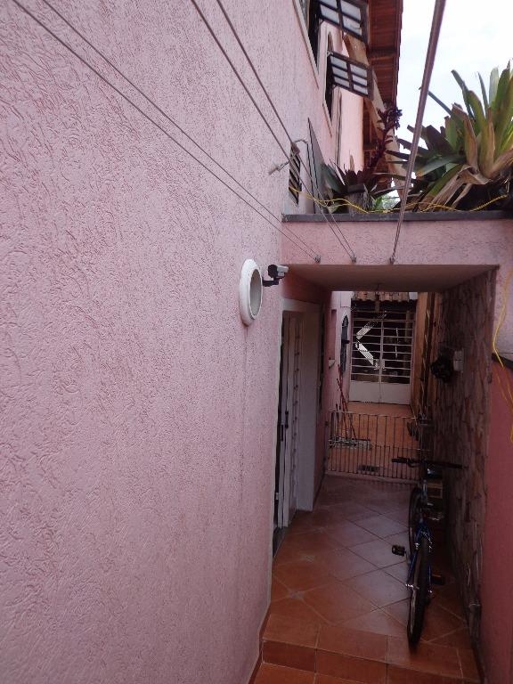 Sobrado à venda com 3 quartos, 160m² - Foto 3