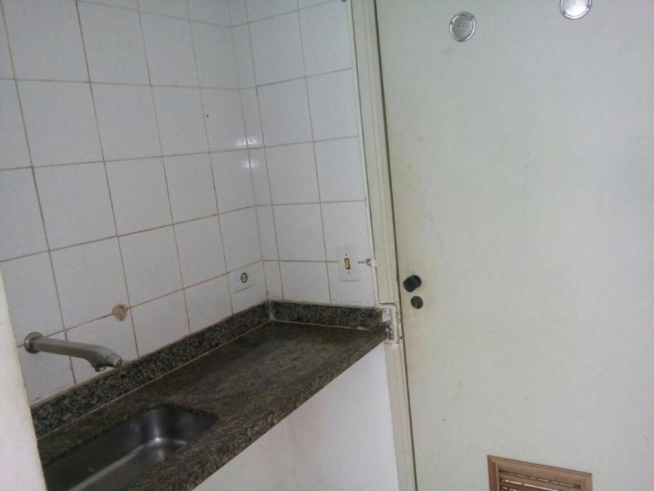 Apartamento à venda com 1 quarto, 30m² - Foto 7