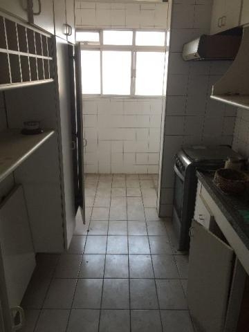 Apartamento à venda com 2 quartos, 60m² - Foto 3