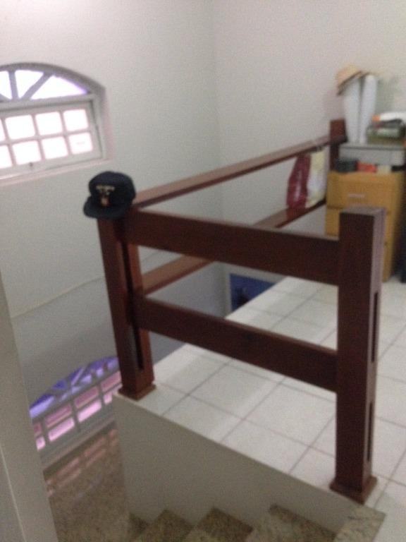 Sobrado à venda com 2 quartos, 220m² - Foto 9