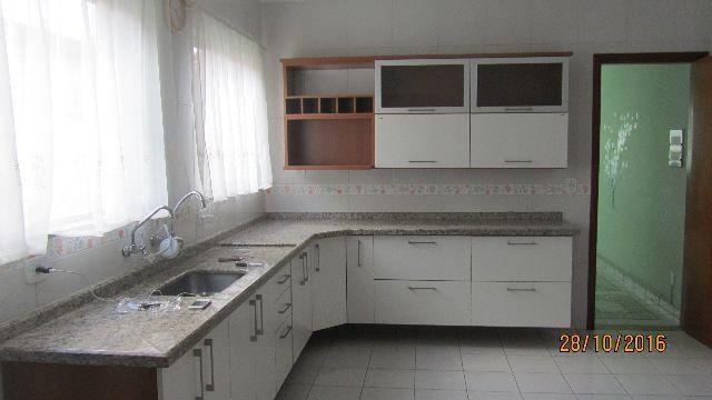 Sobrado à venda com 3 quartos, 150m² - Foto 1