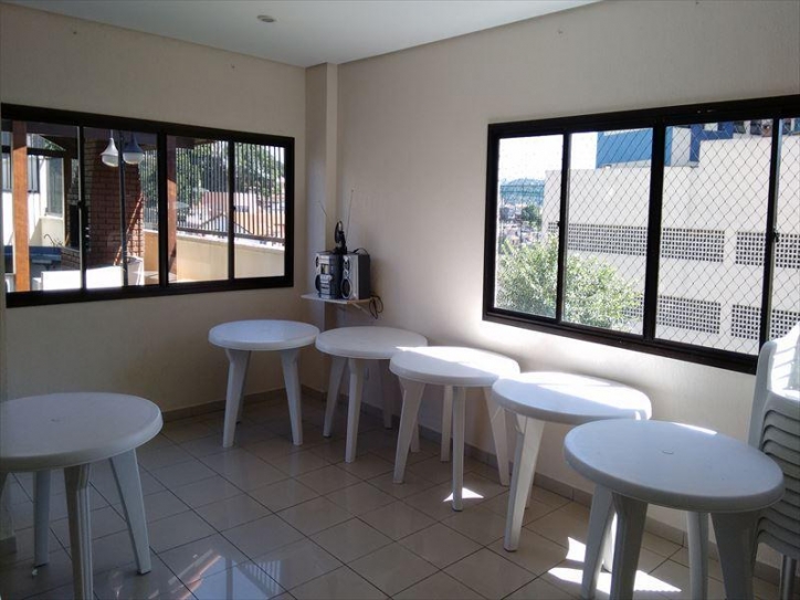 Apartamento à venda com 2 quartos, 62m² - Foto 11