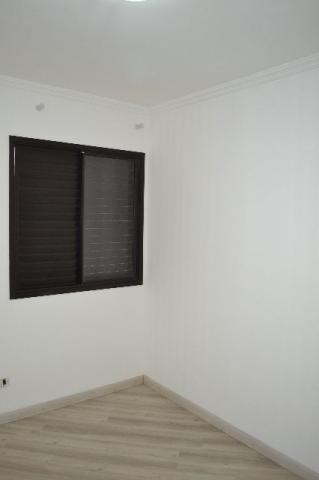 Apartamento à venda com 2 quartos, 62m² - Foto 17