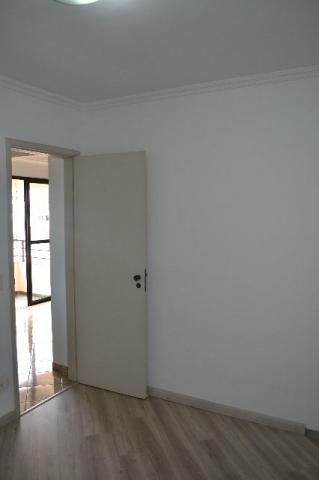 Apartamento à venda com 2 quartos, 62m² - Foto 20