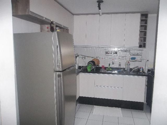 Apartamento à venda com 2 quartos, 58m² - Foto 6