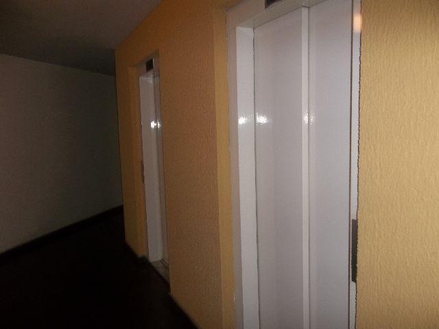 Apartamento à venda com 2 quartos, 58m² - Foto 12