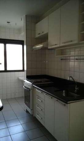 Apartamento à venda com 2 quartos, 50m² - Foto 3