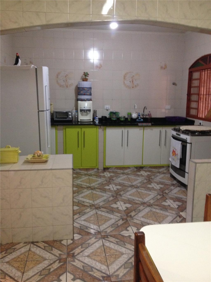 Sobrado à venda com 3 quartos, 220m² - Foto 23