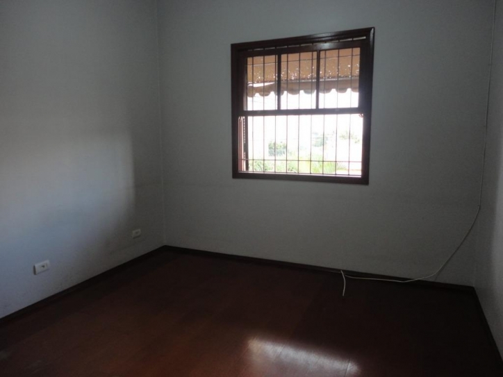 Sobrado à venda com 2 quartos, 150m² - Foto 2