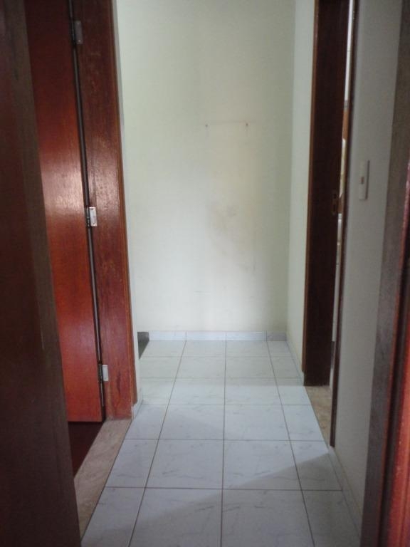 Sobrado à venda com 2 quartos, 150m² - Foto 13