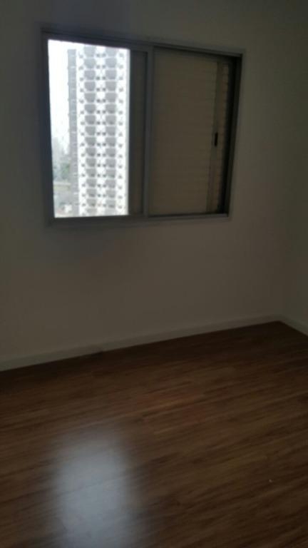 Apartamento à venda com 2 quartos, 60m² - Foto 25